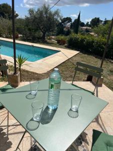 Appartements Hauteurs de Toulon : Charmant studio piscine : Appartement 1 Chambre