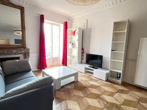 T1 moderne au cœur dAix-les-Bains, balcon, 2** étoiles - FR-1-555-33