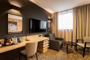 Premium River Side Room room in Qubus Hotel Gdańsk