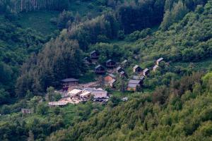 qazaq auyl eco hotel