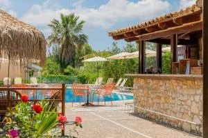 ILENA HOTEL - Perítheia