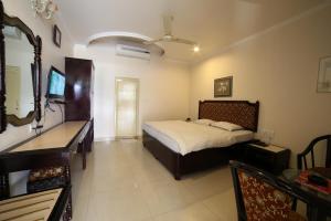 Hotel Samrat International