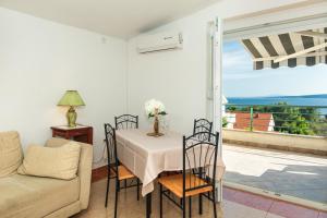 Apartment AMARELA with seaview