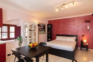 Forcella Fashion District