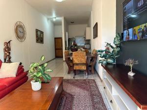 The Classic Menlyn Maine Apartment