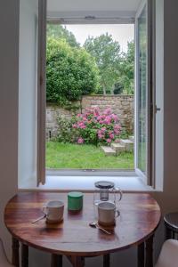 Gîte avec tennis en Baie du Mont Saint Michel à 15 minutes de la mer