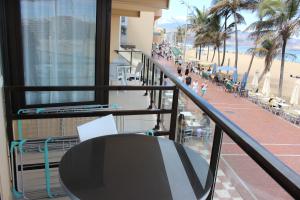 Lord Nelson Las Canteras 1