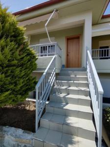 Rhea Panorama sea view house