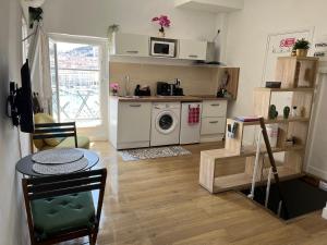 Appartements Duplex sur le Vieux port : photos des chambres