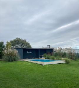 Cálido monoambiente con cochera en Yerba Buena