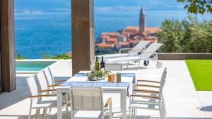 Modern Luxury Villa Olive 