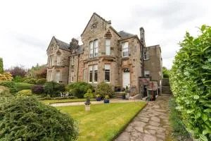 The Lindsay House - Cambusbarron