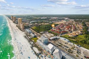 Seaspray Hideaway Sleeps 8 Pools Beach Access