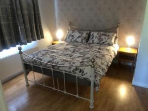 Captivating and Cosy Country House Sleeps up to 8