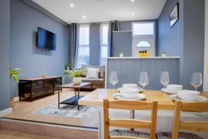 Birkenhead - 2 bedroom house