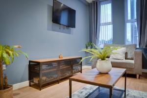 Birkenhead - 2 bedroom house