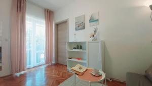 Apartments Lidija