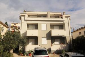 Apartments Karma 