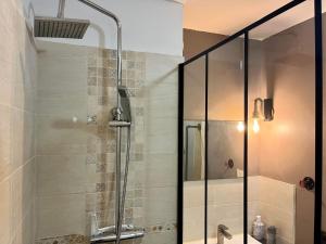 Appartements Appartement Le Freya avec terrasse a 5 min Honfleur - Piscine - Parking - Wifi : photos des chambres