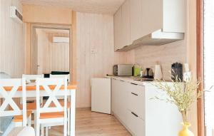 Nice Home In Kladno With Wifi