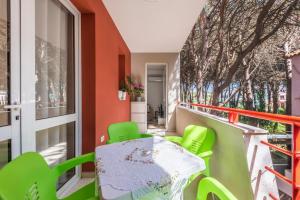 Sea Breeze Pines Retreat by PS