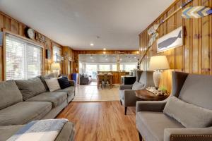 Football Fans Lake Retreat - 5 Mins to Gillette!