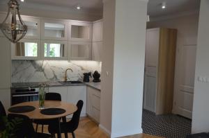 Almi Apartment, Villa Moderno z podziemnym parkingiem