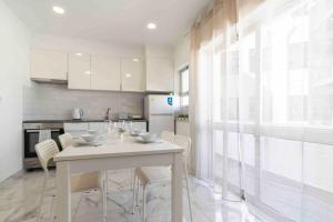 Modern Apartment Beach View