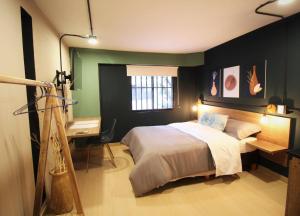 Hospedaje en Medellín con baño privado y Wifi -ONE101 By Roots Rentals