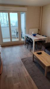 Appartements Apparemment meuble sur Clermont. : Appartement 2 Chambres