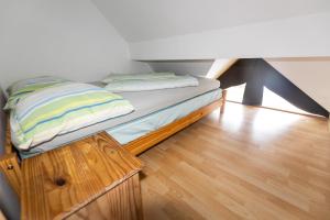 Apartma Trobentica 15