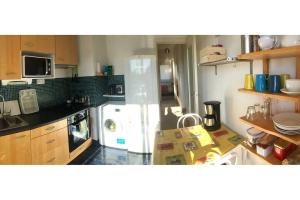 Sunny, modern apartment