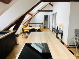 Appartements Elegant T4 Centre Reims/Parking Prive : photos des chambres