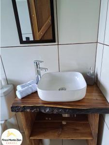 Cabaña Montezion Bijagua