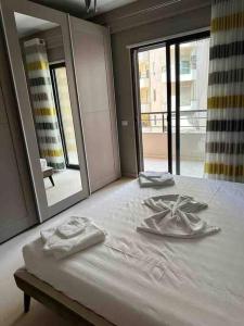 Saraci Zentrale Lage ca 600 meter vom Meer entfernt