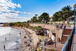 Sunny penthouse with terrace, Punta Prima