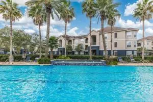 Cozy 2BR Apt in Webster, TX Home away from Home! - Nassau Bay