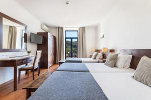 Triple Room with River View room in Beira Rio