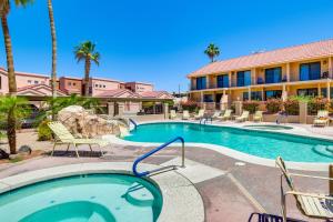Walk to Rotary Park Lake Havasu City Condo