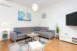 Apartments with WiFi Split - 21232