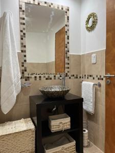 Apartamento Alberdi con amplio balcón