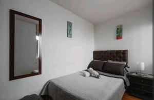 Alojamiento "Cómo en CASA" cerca al Aeropuerto!!