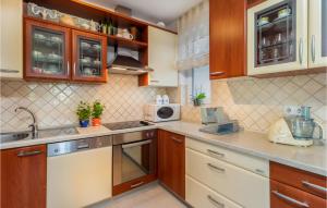 Beautiful Apartment In Kampor With Wifi And 1 Bedrooms