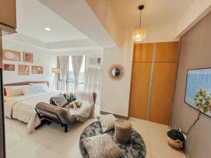 Chic and Cozy Studio Viceroy Residences Taguig