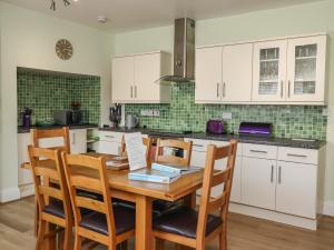 Creel Cottage, Blackwood Street