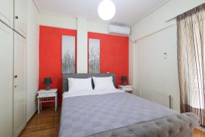 Spacious view of central square