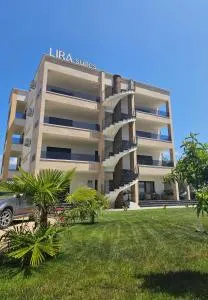 Lira Suites - 东吉托伊