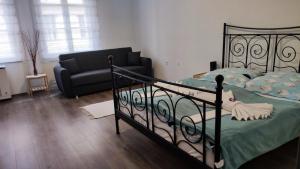 Perfect located flat with gametable