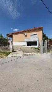 Villa lavanda - Poličnik