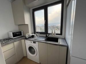 Tomis Villa Center Studio